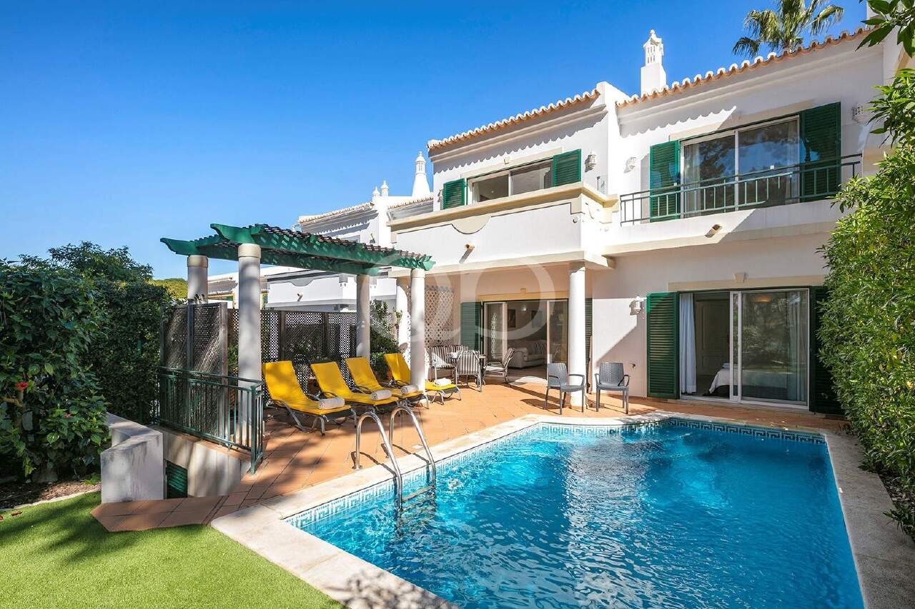 Villa in Almancil, Loulé, Central Algarve