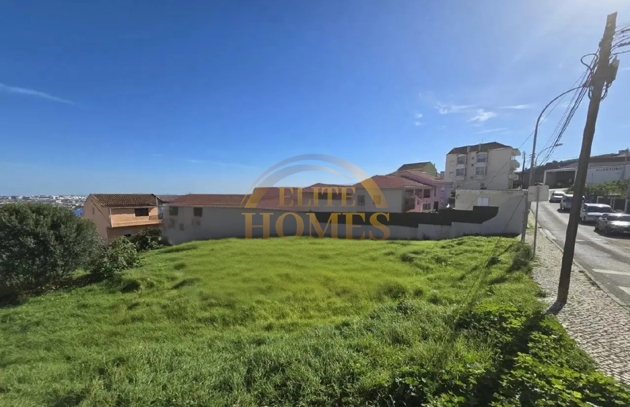 Plot / Land in Mina de Água, Amadora, Lisboa