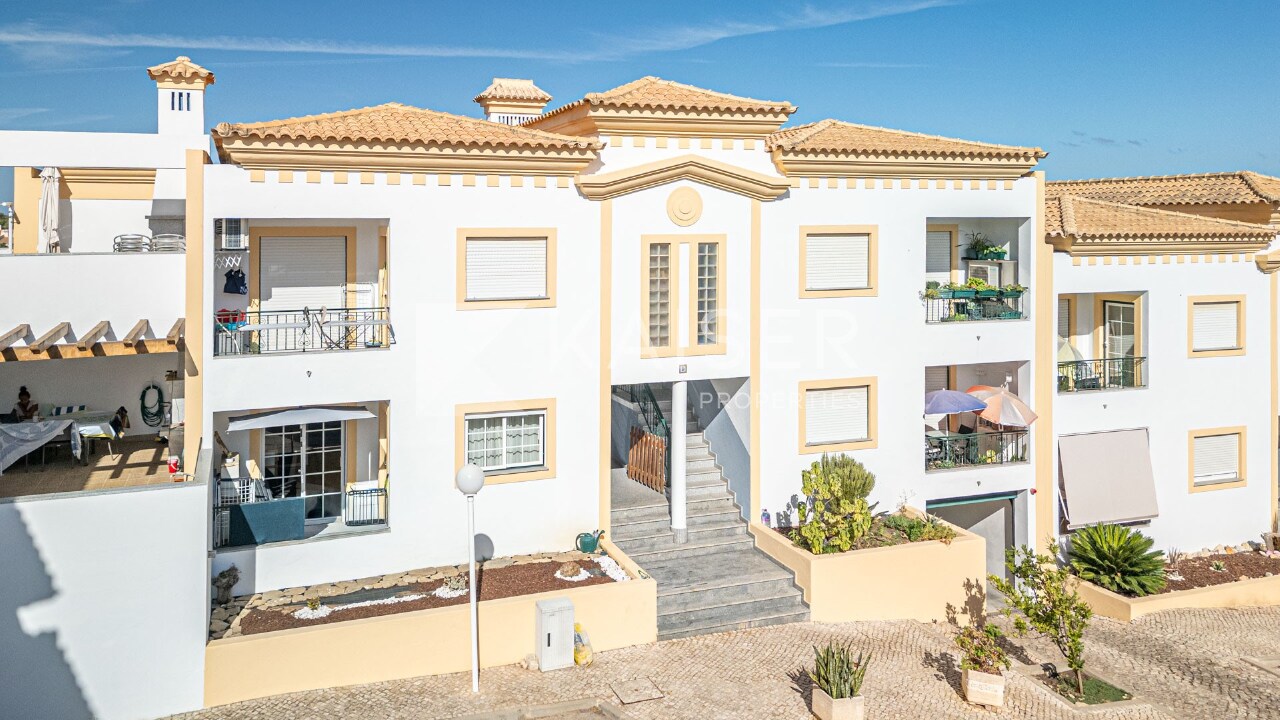 3 bed Apartment in Ferreiras, Albufeira, Central Algarve