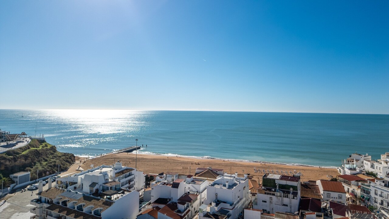 Apartment in Olhos de Água, Albufeira, Central Algarve