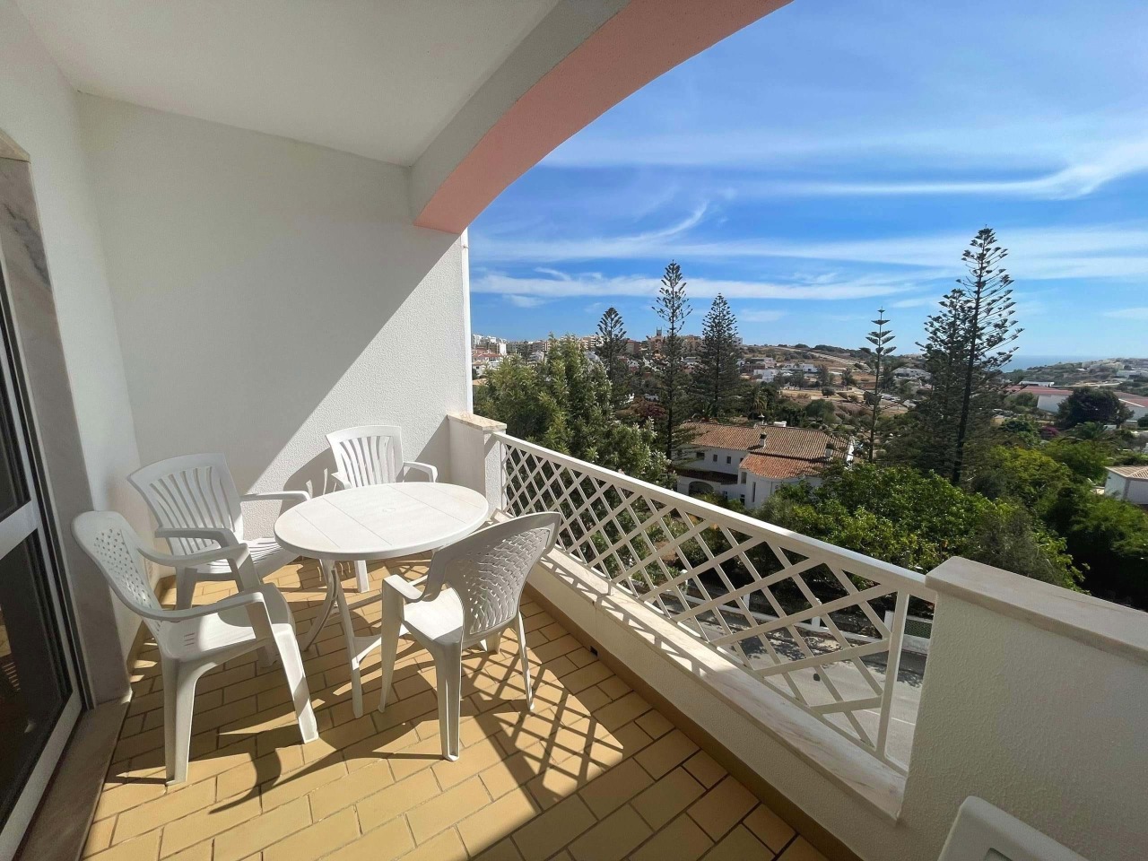 3 bed Apartment in Lagos, Western Algarve