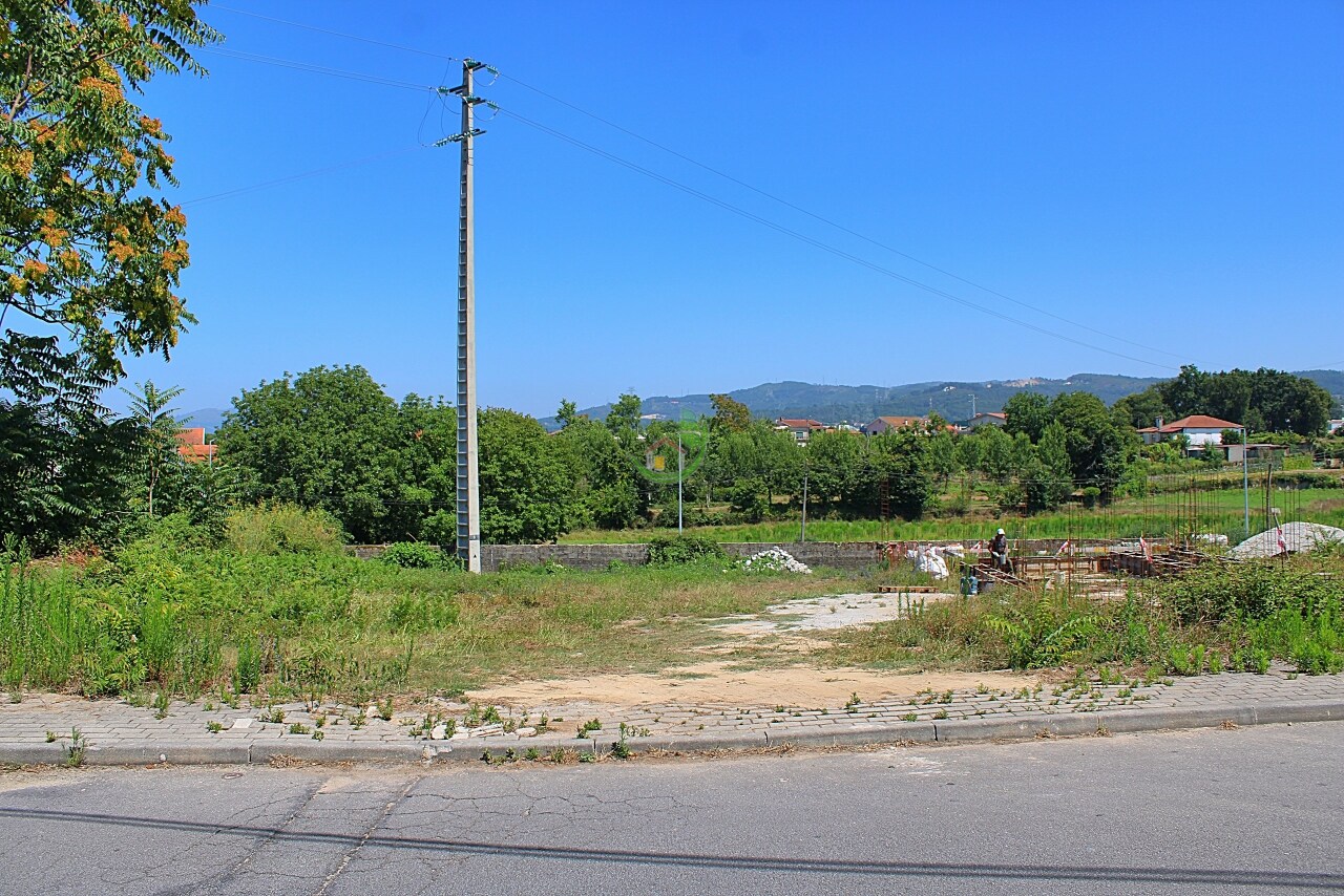 Plot / Land in Palmeira, Braga