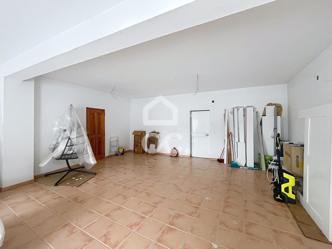 Building in Reguengo Grande, Lourinhã, Lisboa