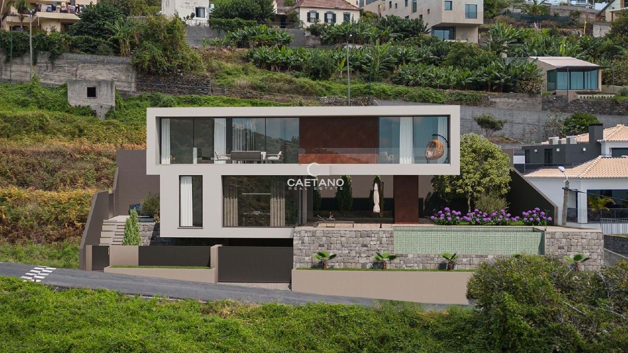 4 bed Villa in Ribeira Brava, Madeira