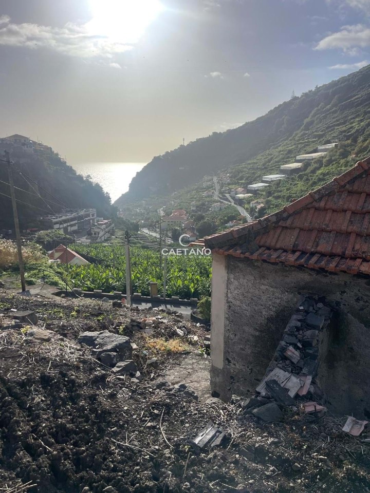 Perceel / Land in Tábua, Ribeira Brava, Madeira