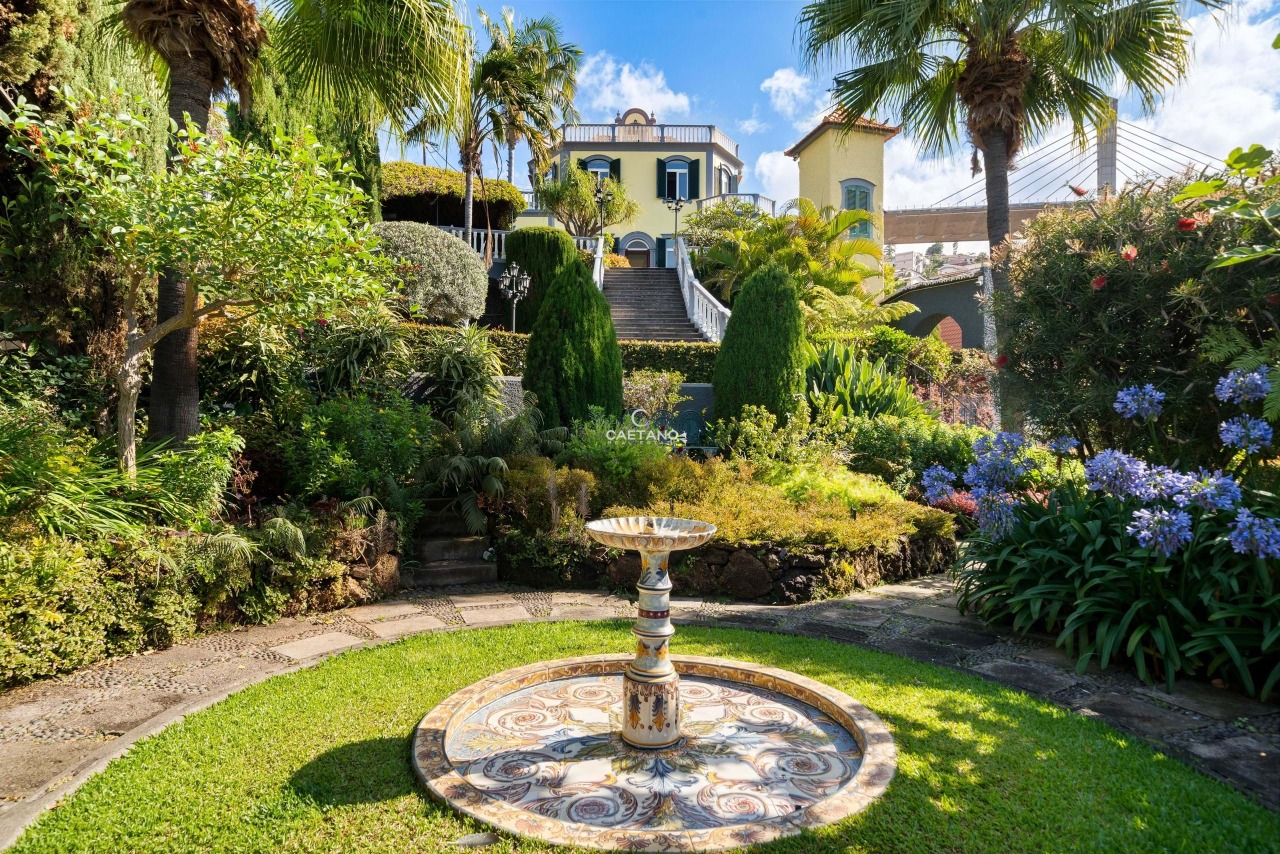 6 bed Villa in Funchal, Madeira