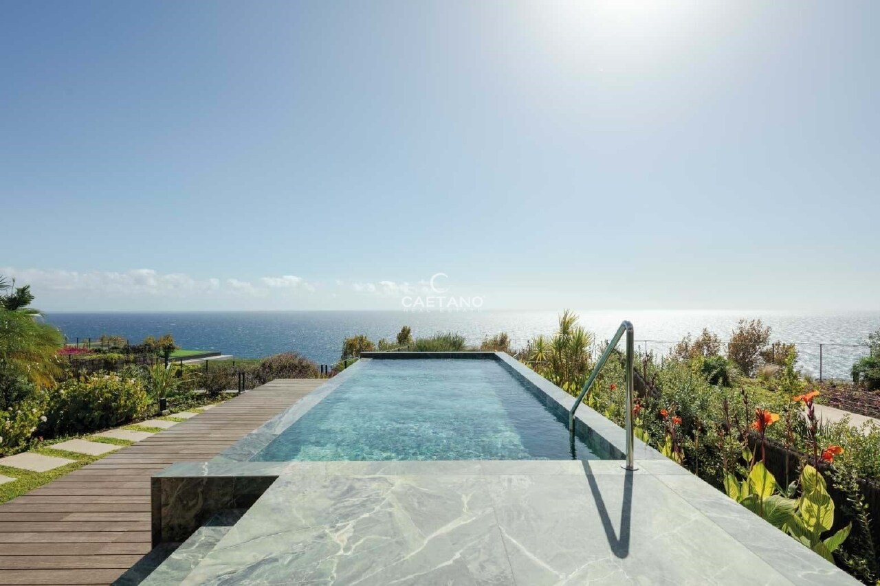 3 bed Appartement in São Martinho, Funchal, Madeira