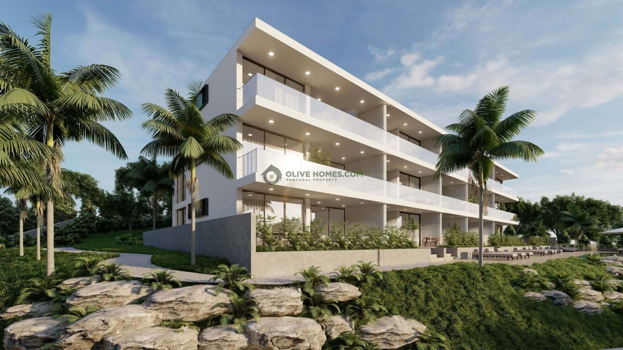 1 bed Apartment in Carvoeiro, Lagoa, Western Algarve