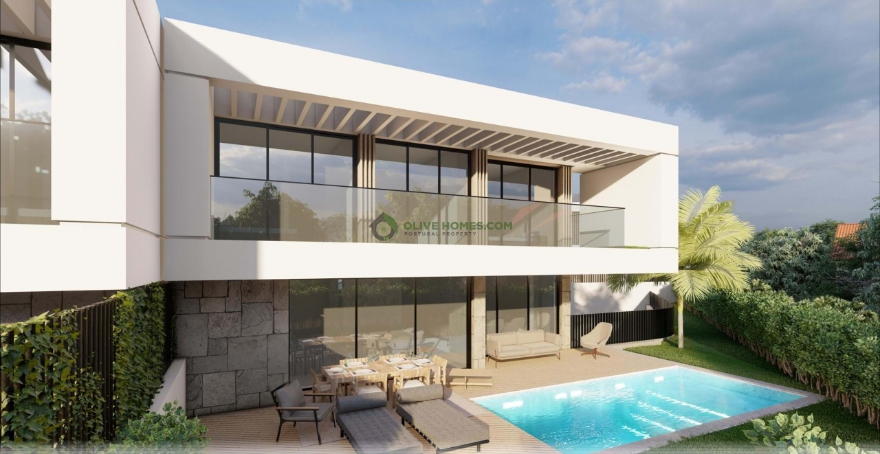 4 bed Villa in Loulé, Central Algarve