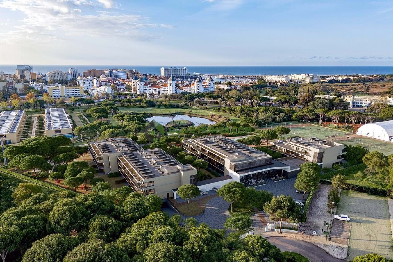 1 bed Apartment in Quarteira, Loulé, Central Algarve