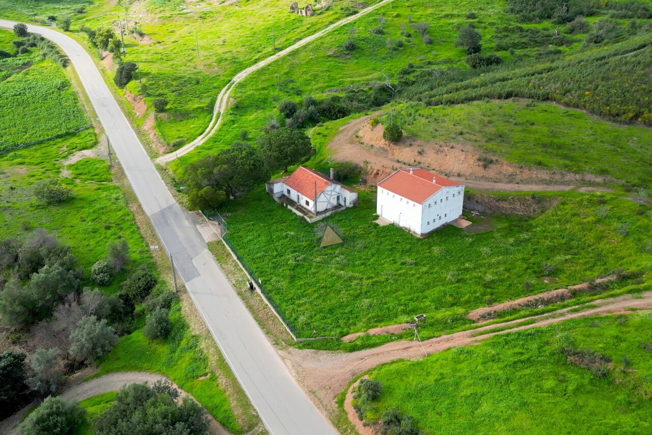 2 bed Apartment in Alferce, Monchique, Western Algarve