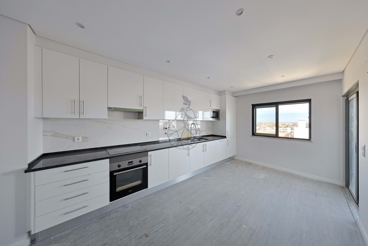 3 bed Apartment in Quelfes, Olhão, Eastern Algarve