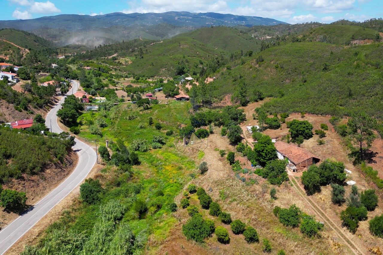 Plot / Land in Mexilhoeira Grande, Portimão, Western Algarve