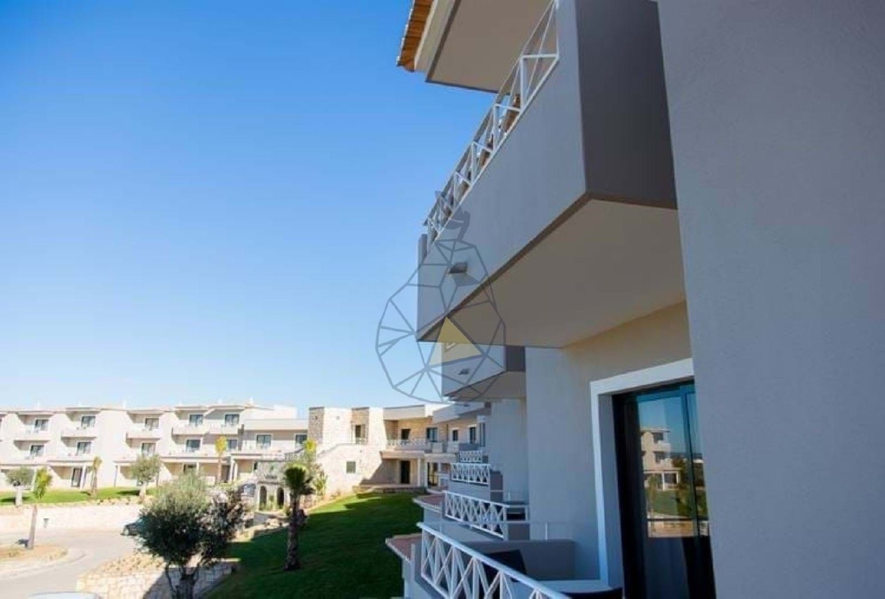 2 bed Apartment in Lagoa, Western Algarve