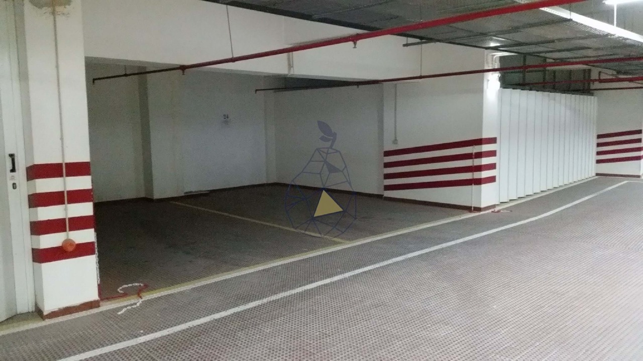 Garage / Parking in Albufeira, Central Algarve