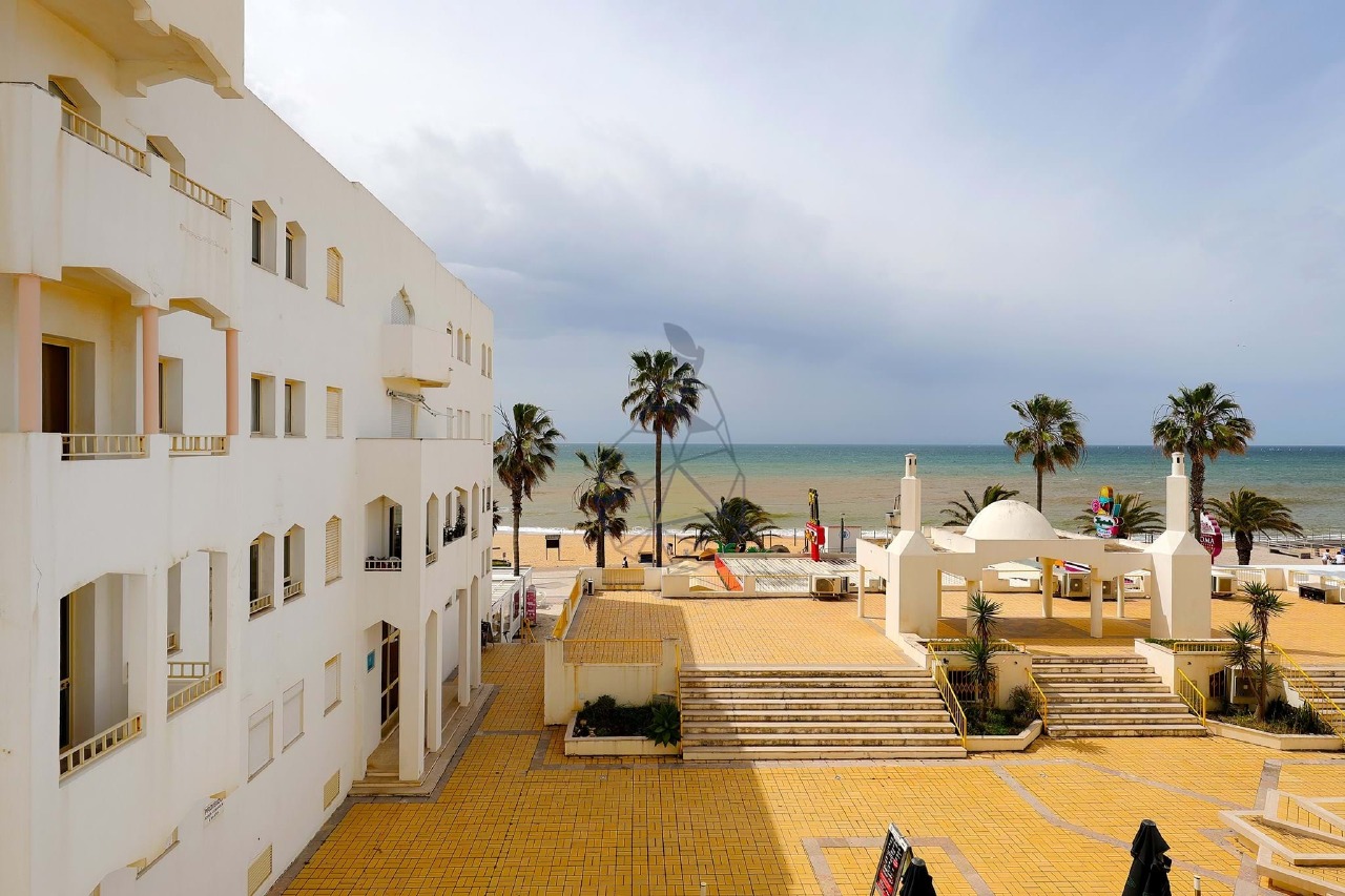 2 bed Apartment in Quarteira, Loulé, Central Algarve