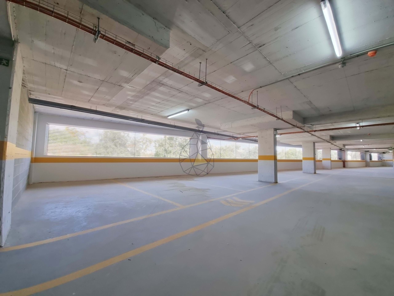 Garage / Parking in Portimão, Western Algarve