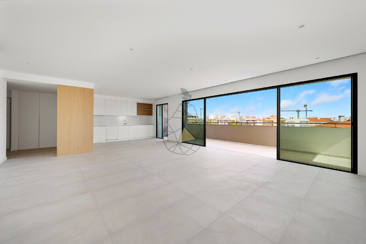 3 bed Apartment in Portimão, Western Algarve