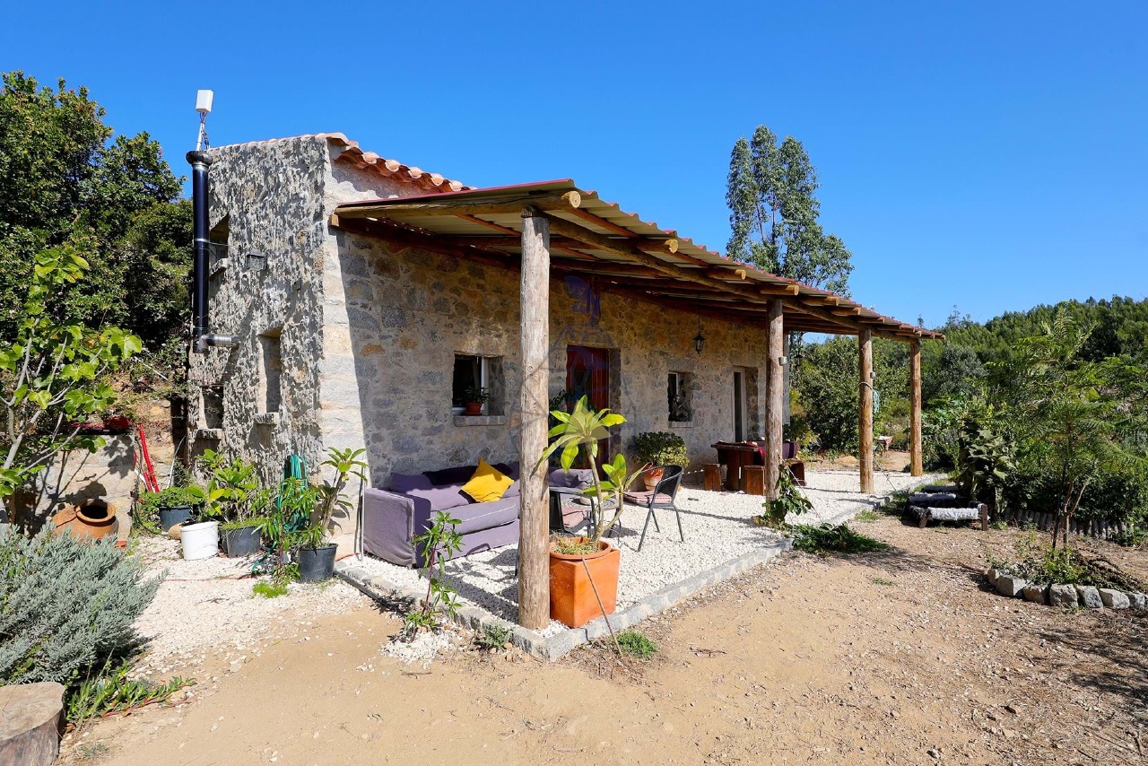 2 bed Apartment in Monchique, Western Algarve