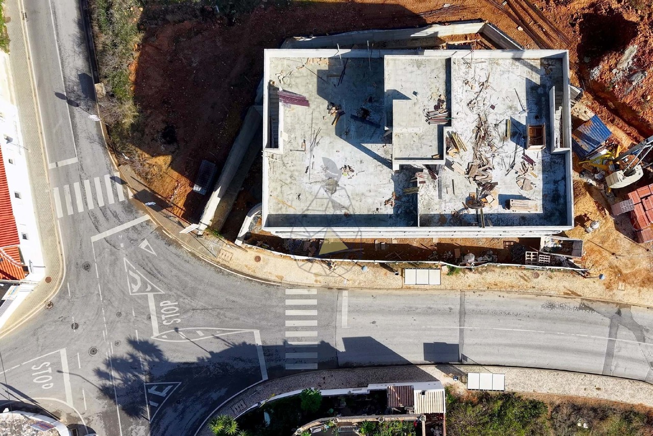 3 bed Apartment in Mexilhoeira Grande, Portimão, Western Algarve