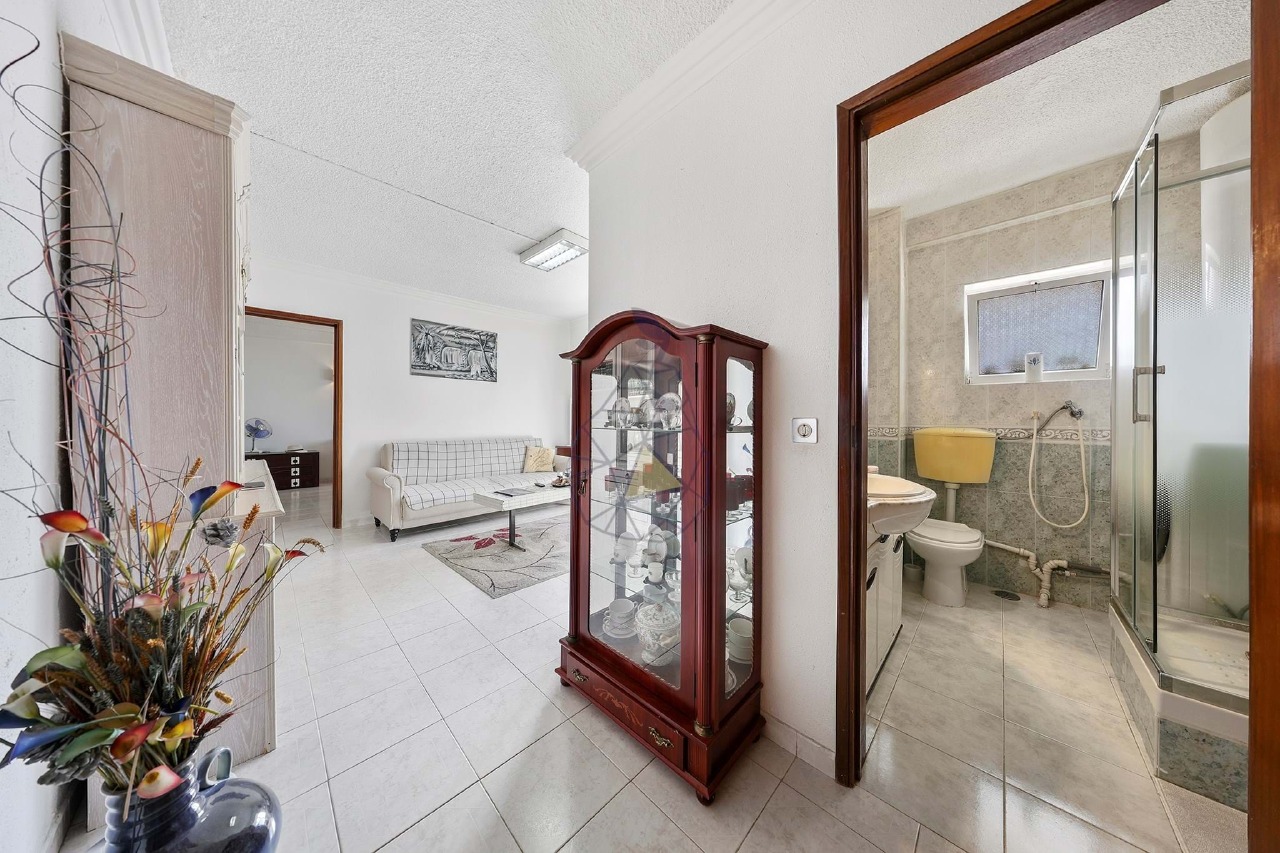 2 bed Apartment in Portimão, Western Algarve