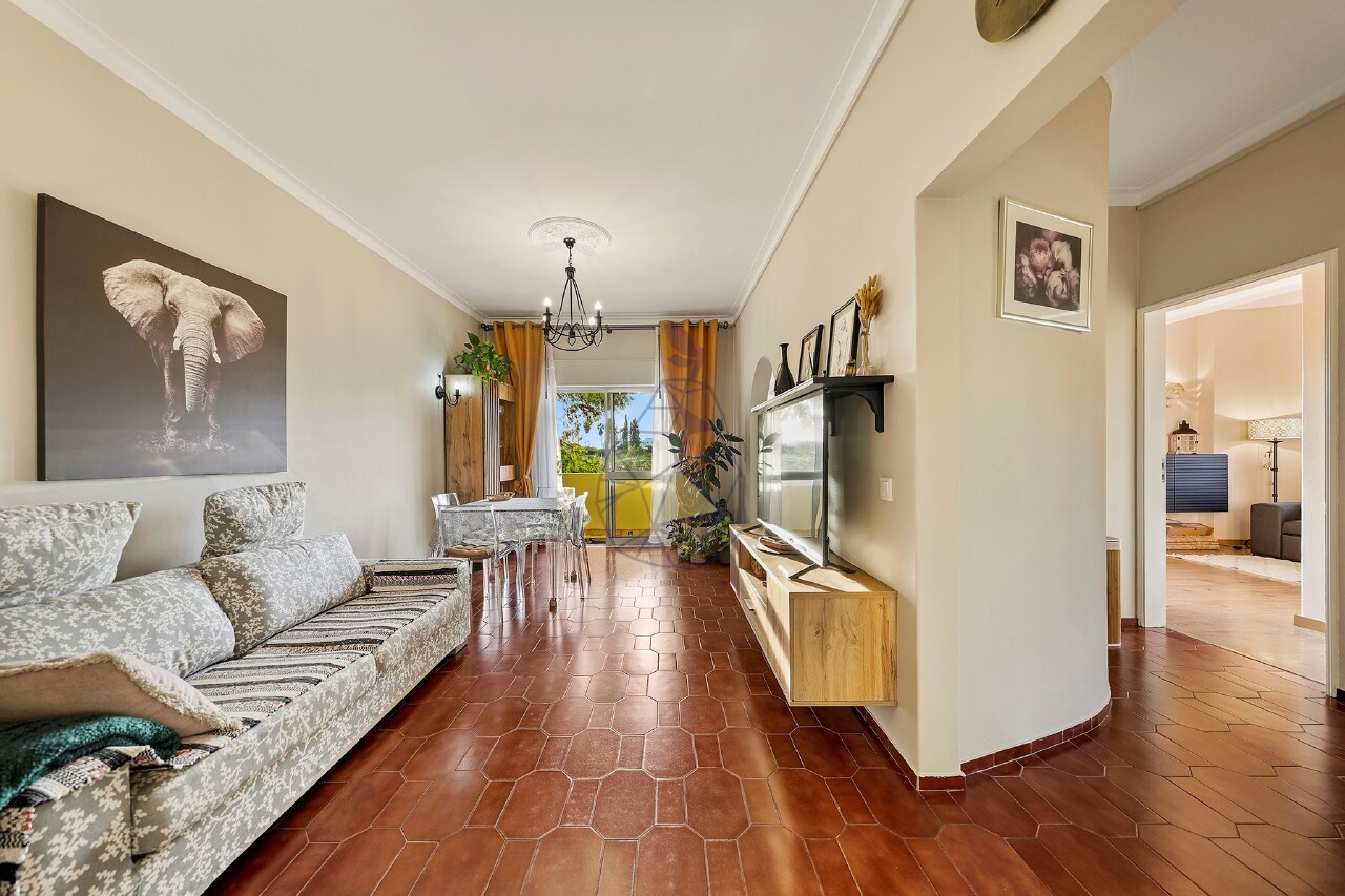 2 bed Apartment in Alvor, Portimão, Western Algarve