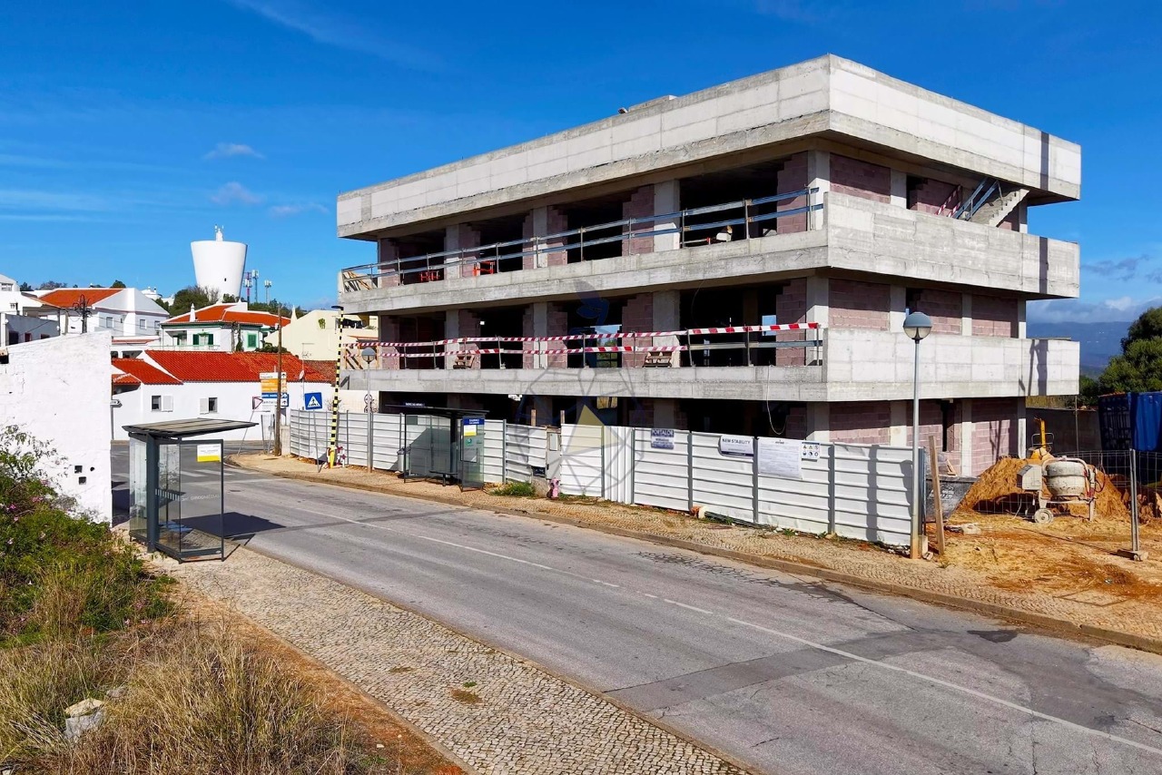 Apartment in Mexilhoeira Grande, Portimão, Western Algarve