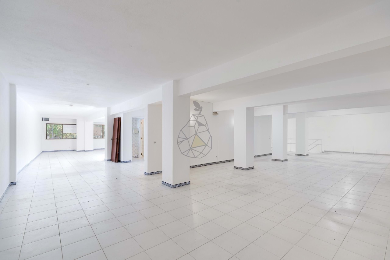 Commercial / Business in Albufeira, Central Algarve