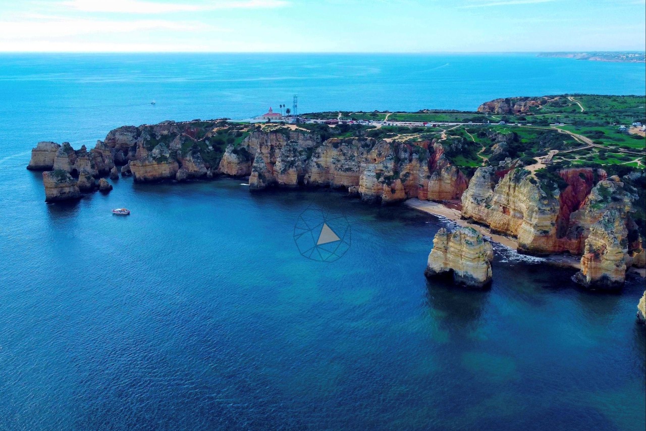 3 bed Plot / Land in Lagos, Western Algarve