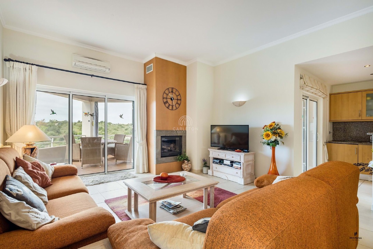 2 bed Apartment in Estômbar, Lagoa, Western Algarve