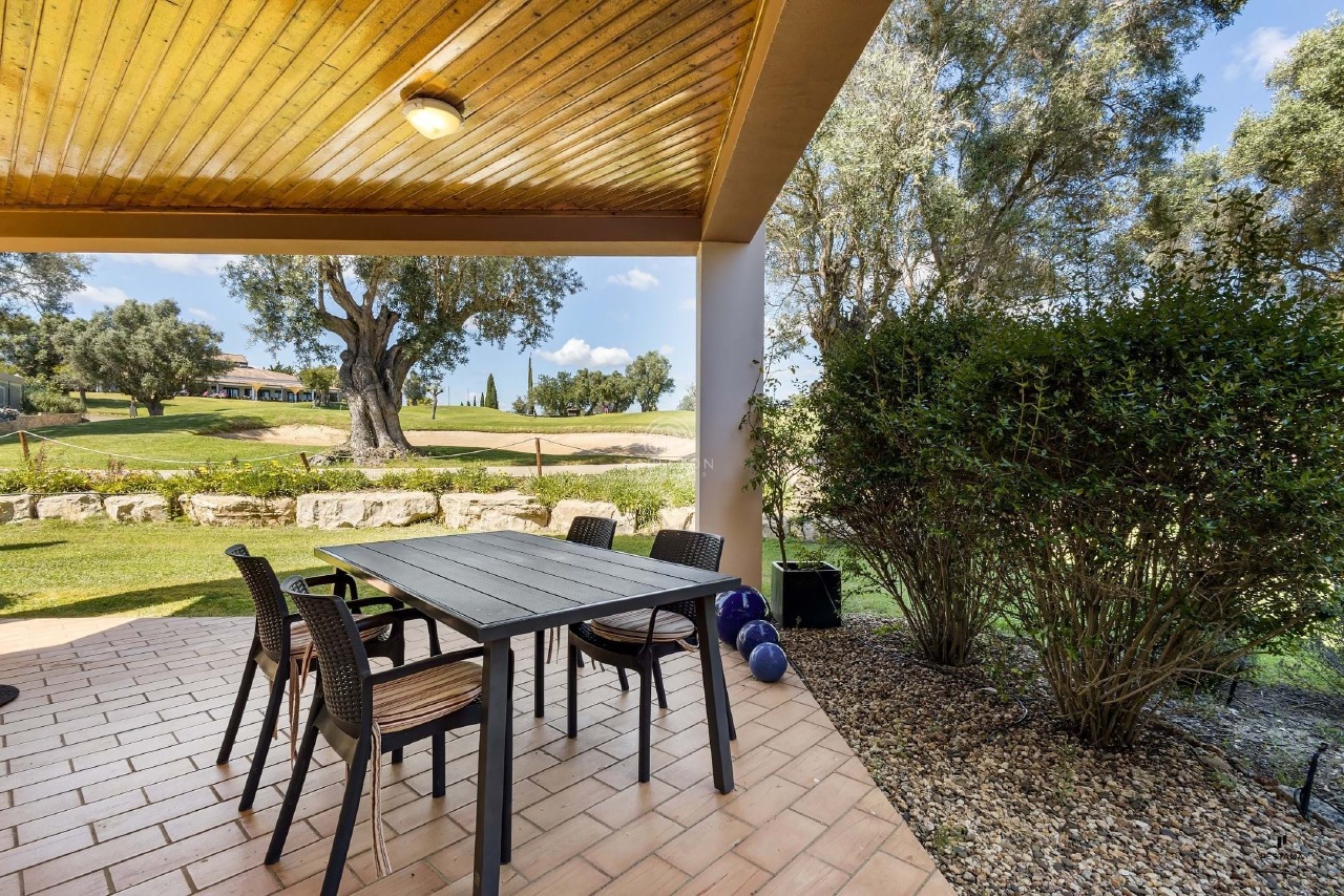 2 bed Apartment in Estômbar, Lagoa, Western Algarve