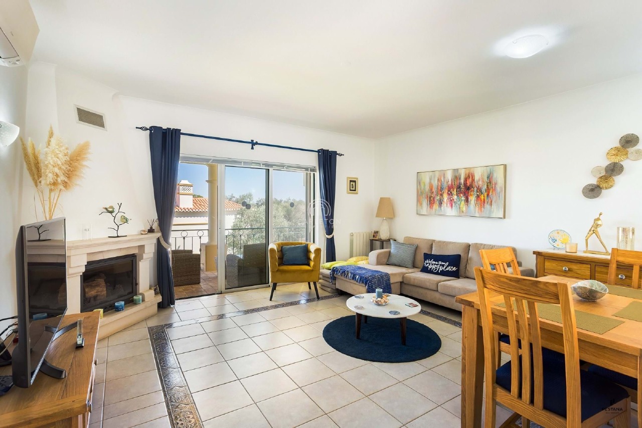 2 bed Apartment in Estômbar, Lagoa, Western Algarve