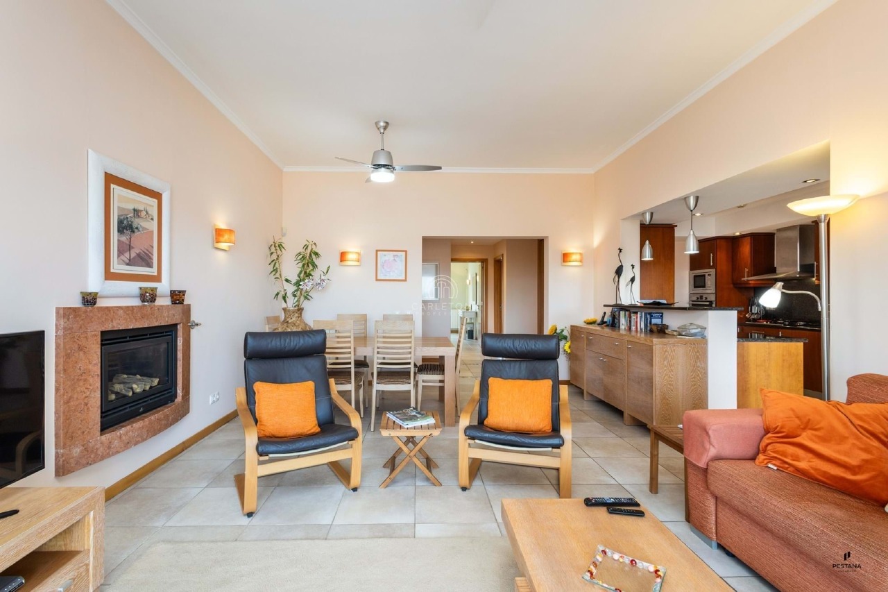 2 bed Apartment in Estômbar, Lagoa, Western Algarve