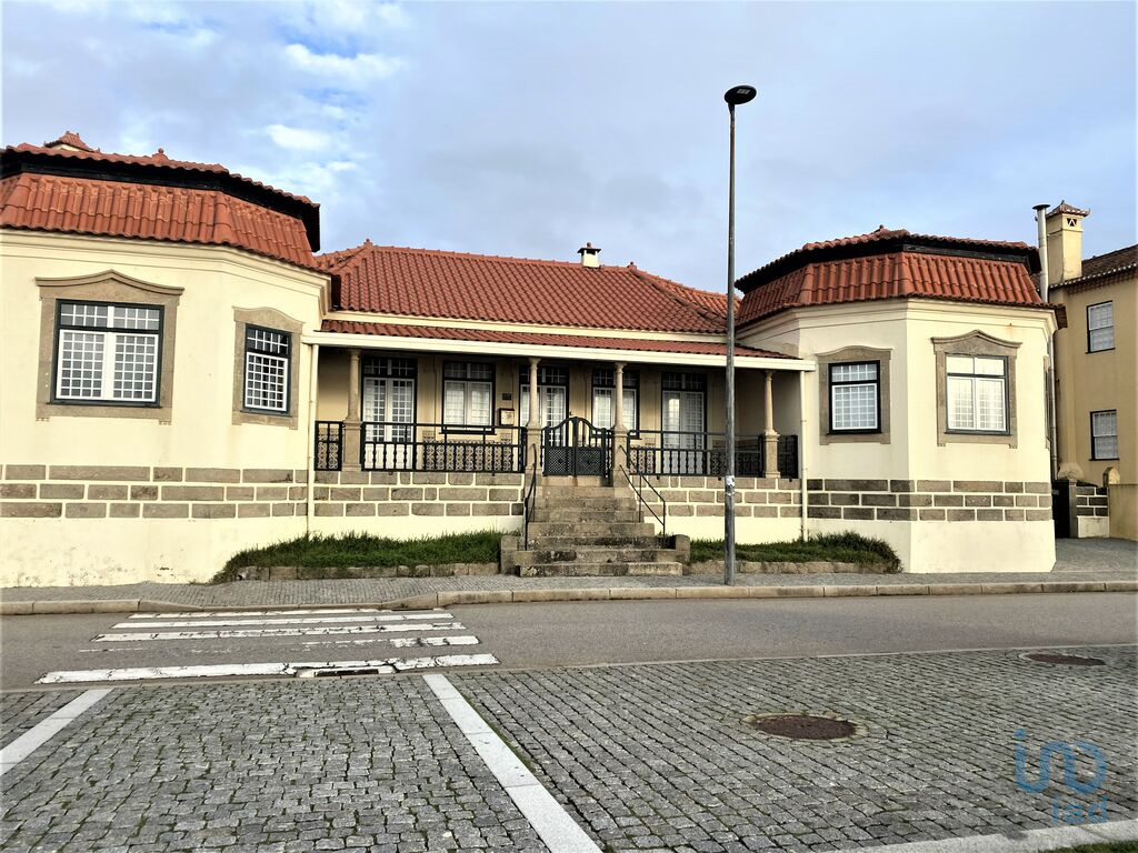 5 bed Villa in Vila Nova de Gaia, Porto