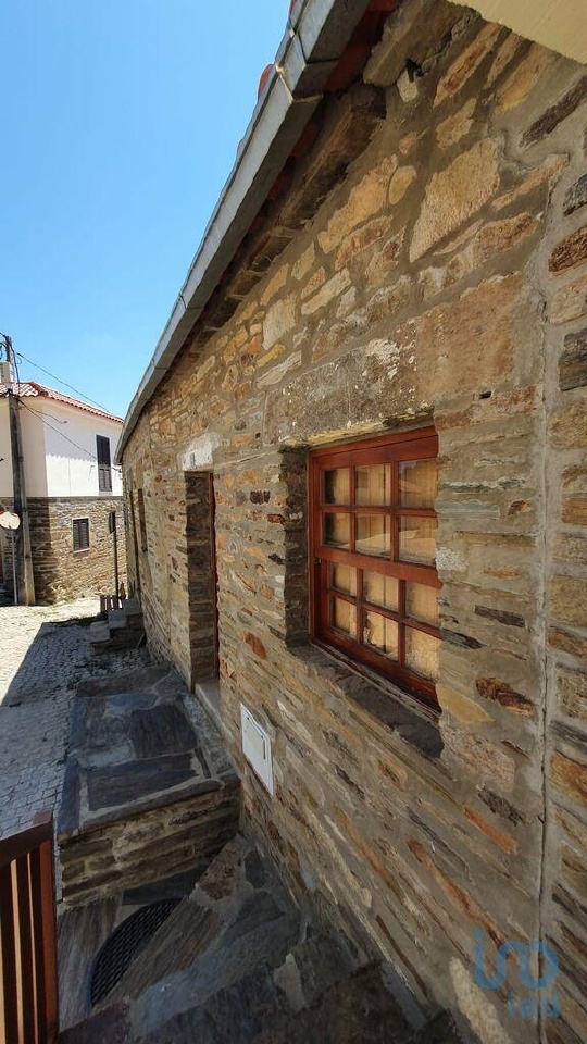 3 bed Villa in Torre de Moncorvo, Bragança