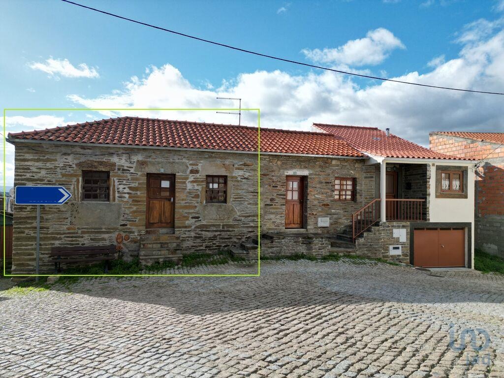 3 bed Villa in Torre de Moncorvo, Bragança
