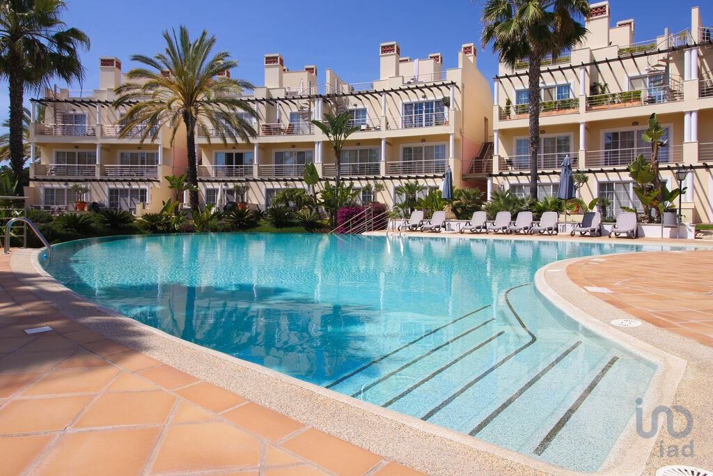 4 bed Villa in Loulé, Western Algarve