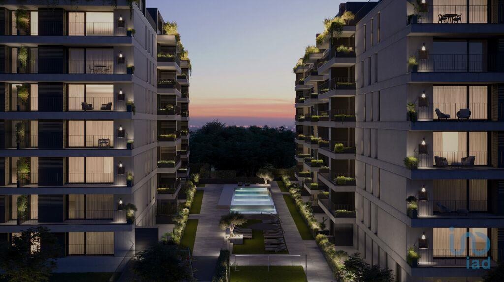 3 bed Apartment in Porto