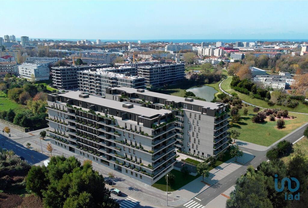 3 bed Apartment in Porto