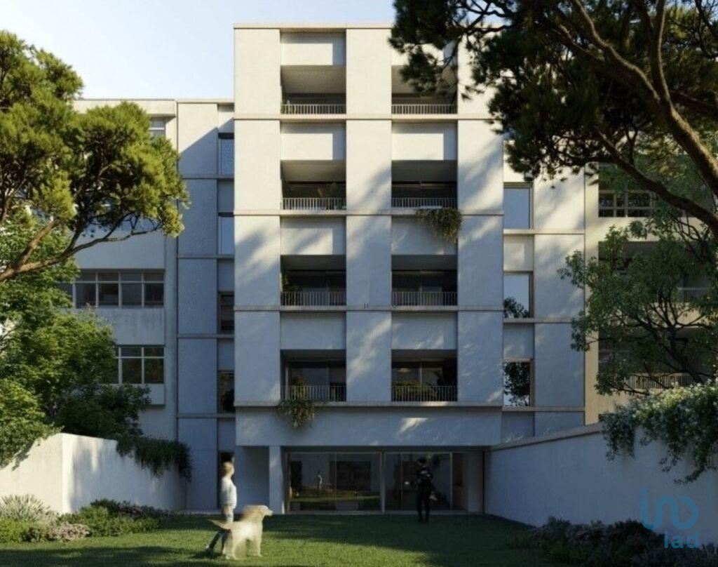 2 bed Apartment in Porto