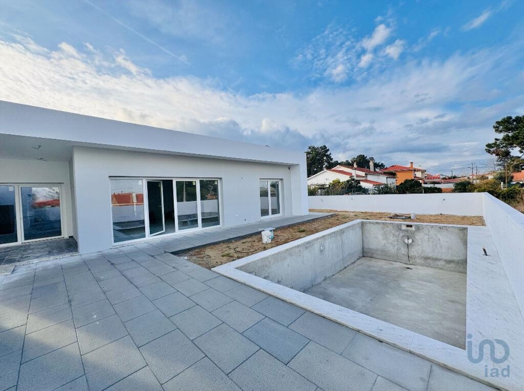 4 bed Villa in Setúbal