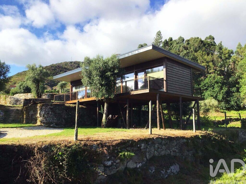 2 bed Villa in União das freguesias de Arcos de Valdevez (São Paio) e Giela, Arcos de Valdevez, Viana do Castelo