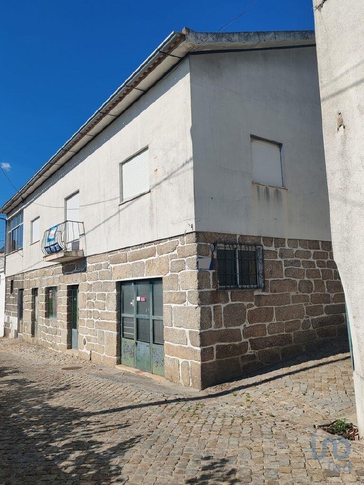 4 bed Villa in Tábua, Coimbra