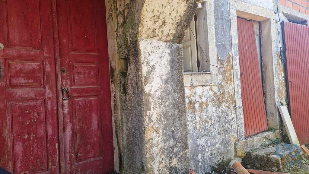 3 bed Villa in Porto de Mós, Leiria