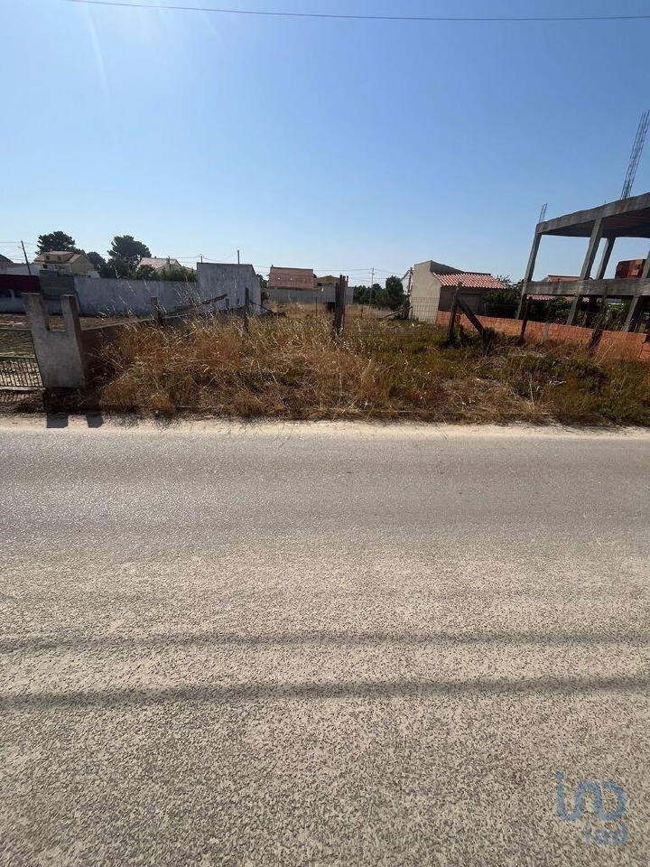 Plot / Land in Seixal, Setúbal