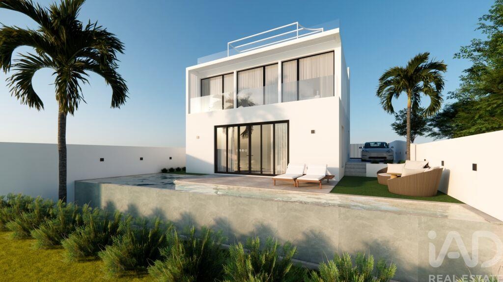 3 bed Villa in Tavira, Eastern Algarve