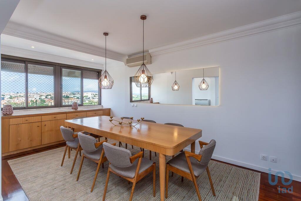 4 bed Apartment in Oeiras, Lisboa