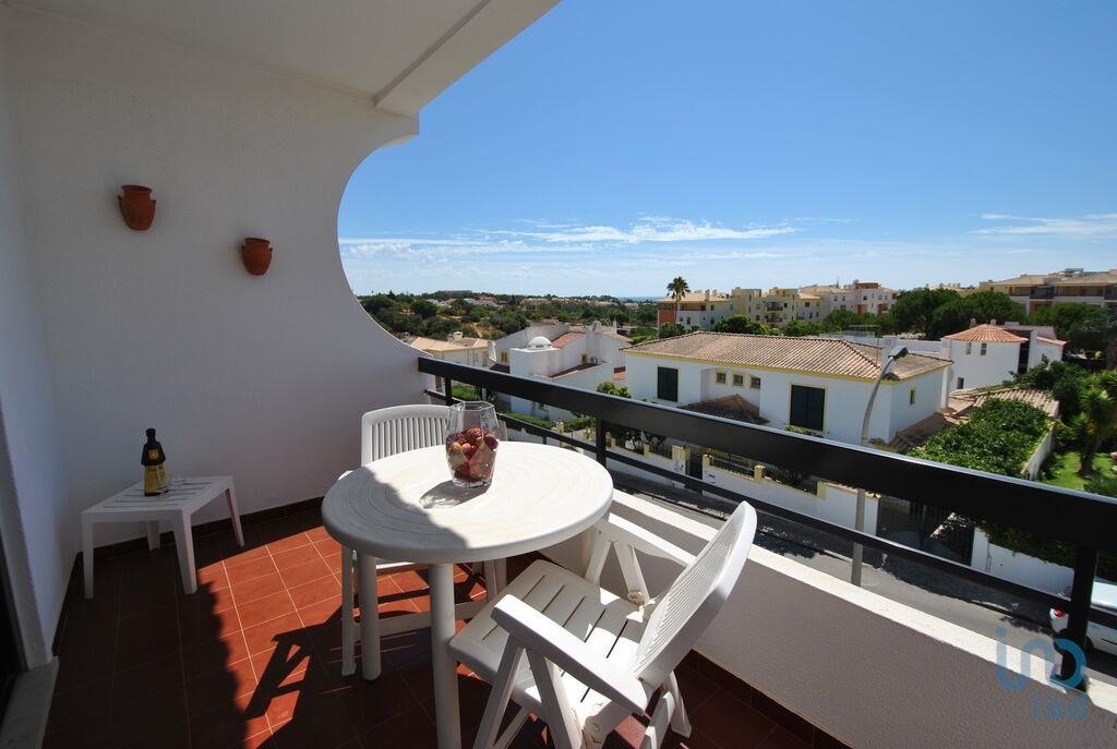 2 bed Apartment in Albufeira, Central Algarve