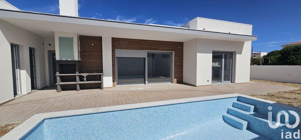 4 bed Villa in Setúbal