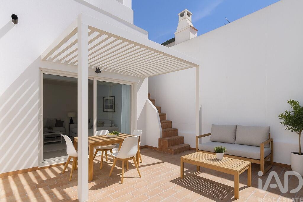 2 bed Villa in Olhão, Eastern Algarve